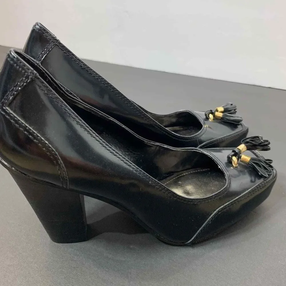 EUC Vince‎ Camuto Square Toe Tassel Detail Pumps Size 7